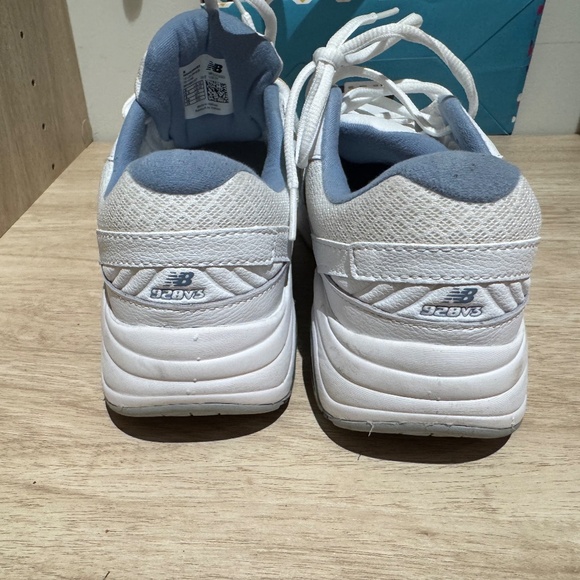 New Balance Womens 928 V3 Lace-up Size 8 - Picture 3 of 7